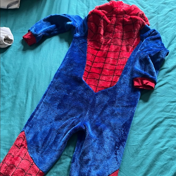 Marvel Superhero Costume - Red and Blue - Picture 6 of 6